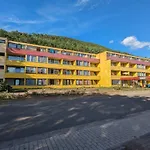 Neding Hotel *