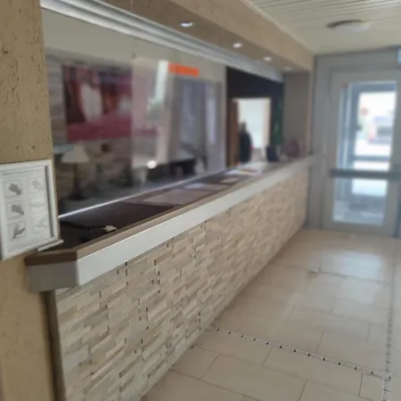 Neding * 霍恩斯坦