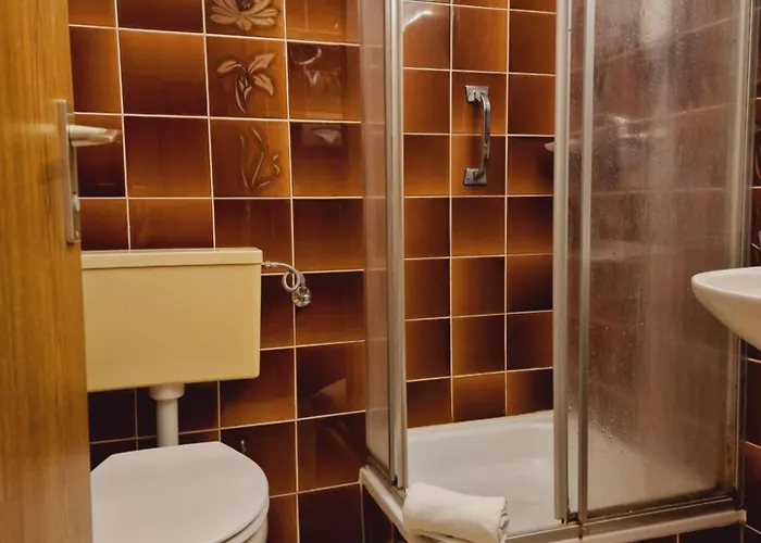 Ξενοδοχείο Neding *